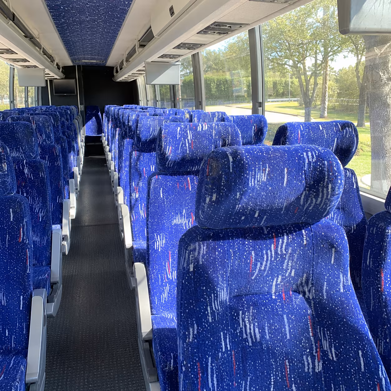 charter bus rentals for large group wine tours and colorado wine festival transportation