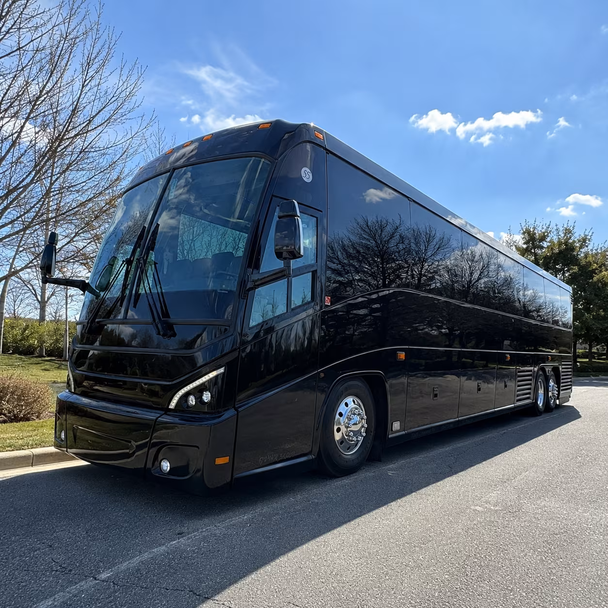 charter buses for corporate events at longmont conference venues