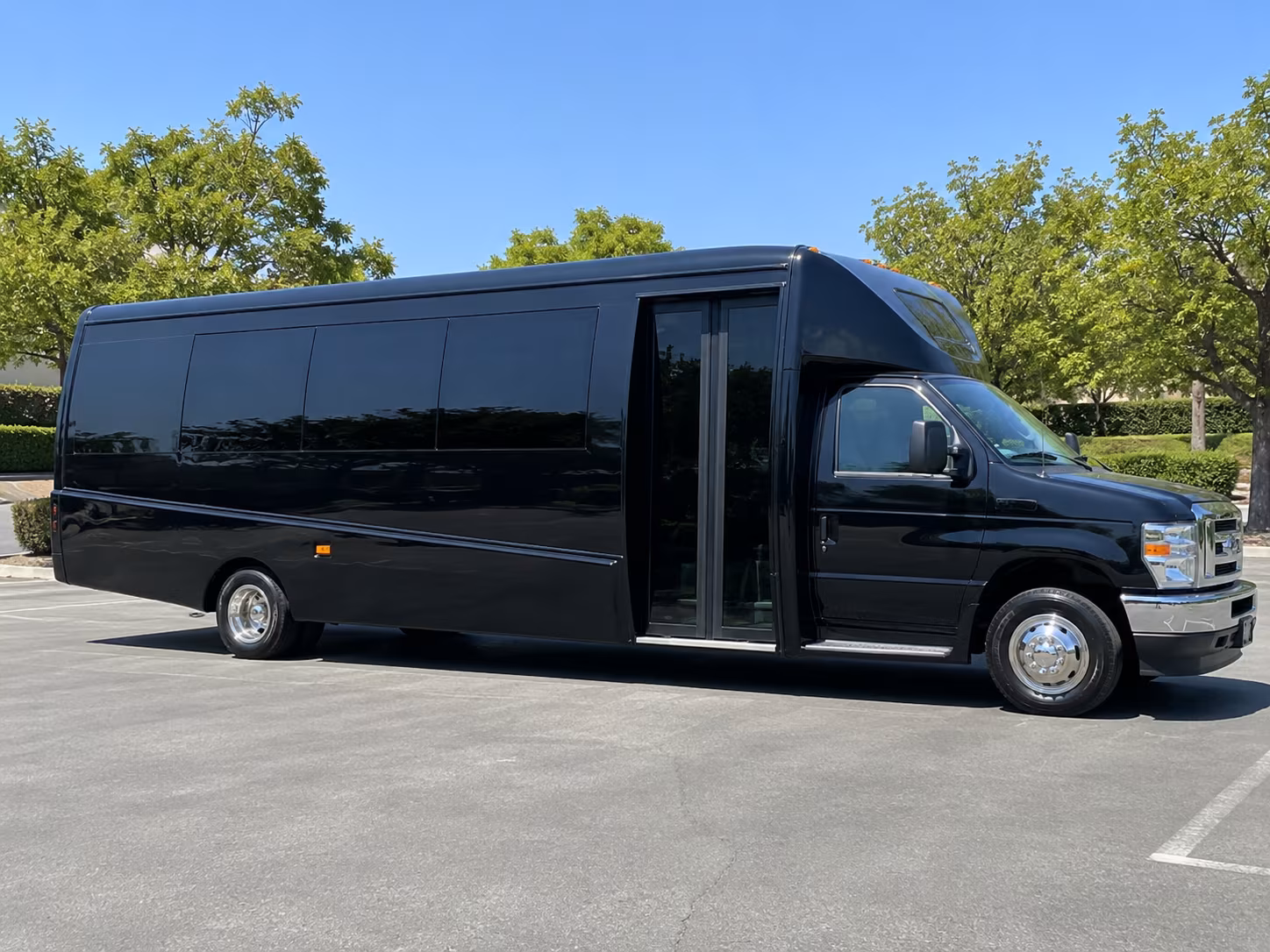 find and book transportation for your next airport transfer 4