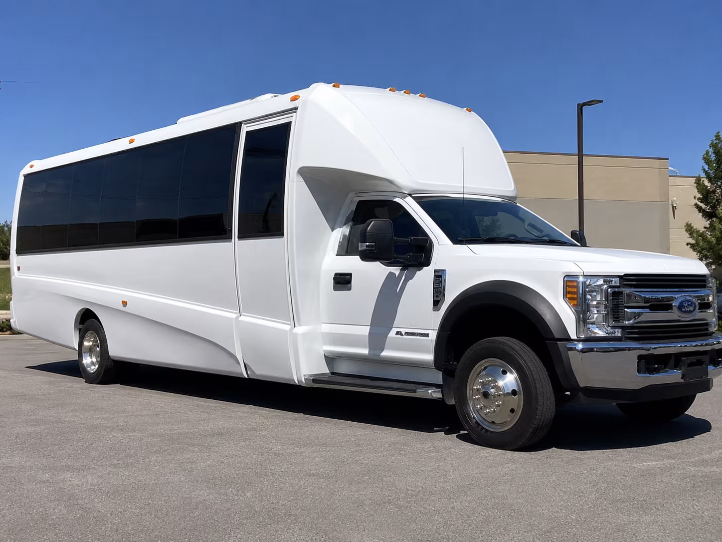 find and book transportation for your next corporate event 1