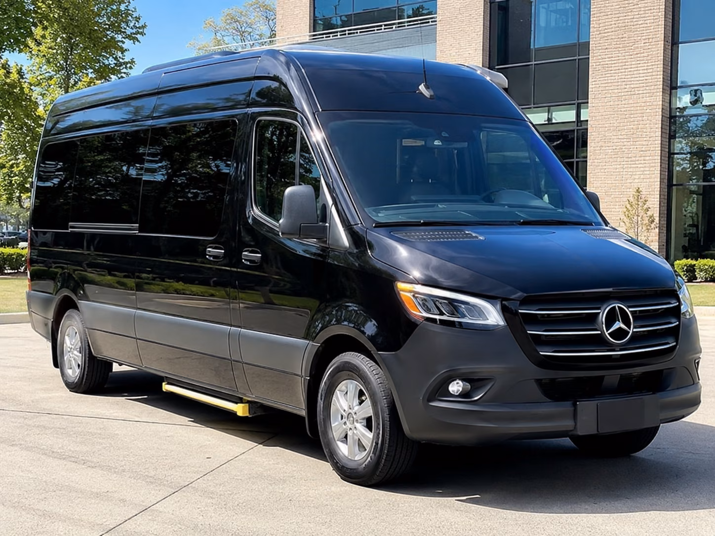 find and book transportation for your next prom 3