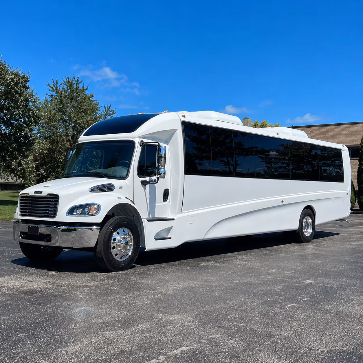 minibus rentals for longmont area prom groups 2