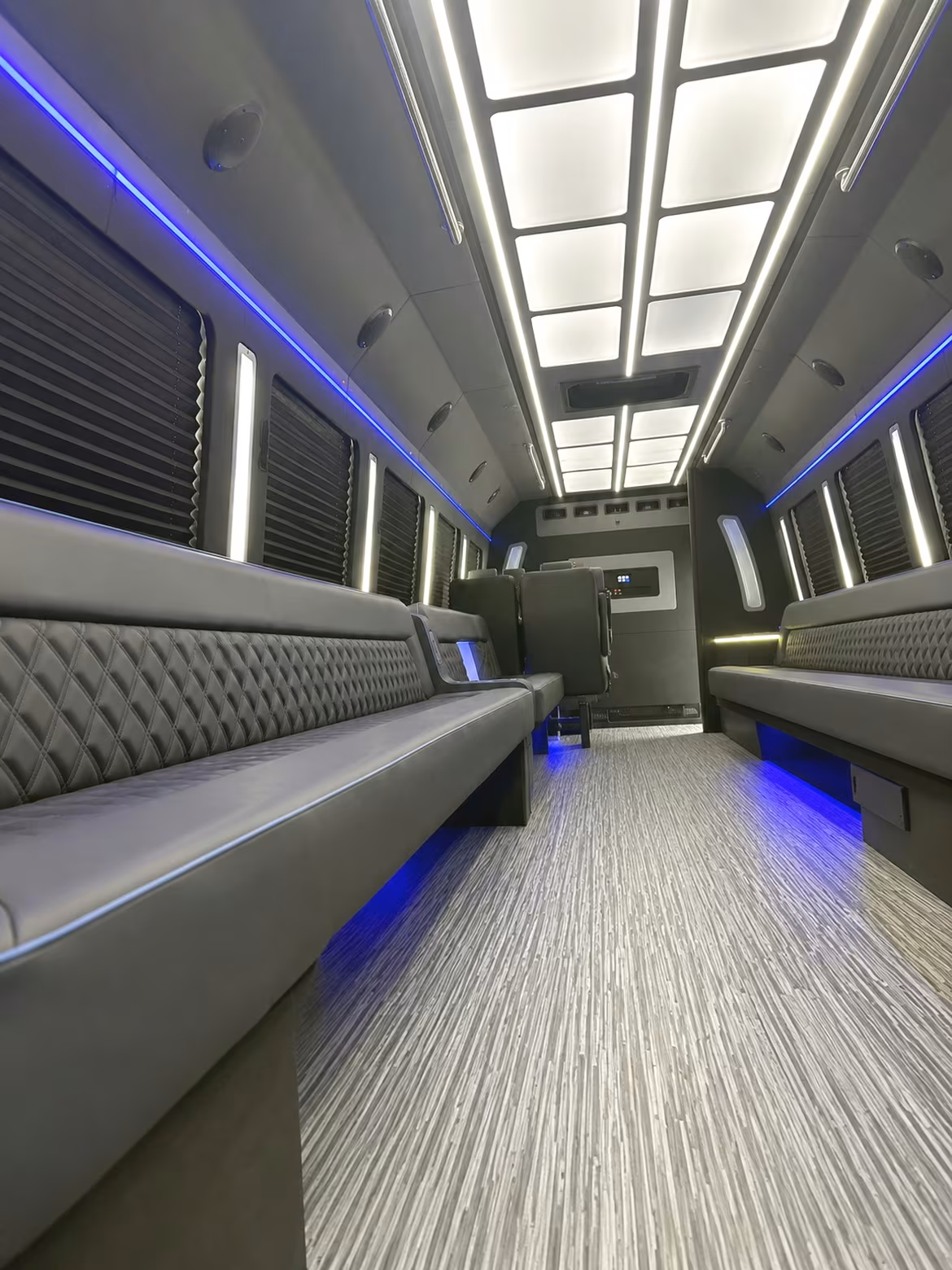 smooth bus transportation for longmont sporting events and team travel